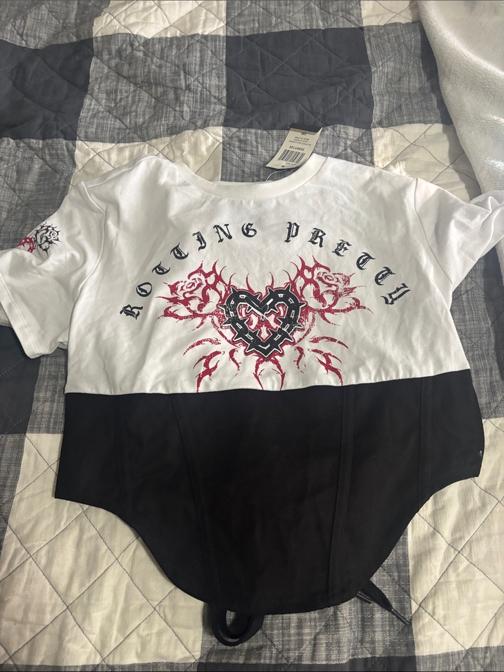 Rocking Pretty Heart Graphic Kids One-Piece Bodysuit - White & Black